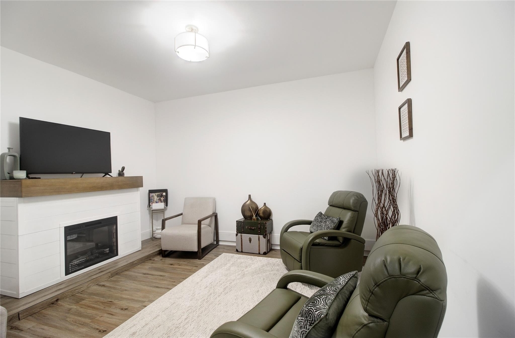 7330 Lagrange Point - Photo 32