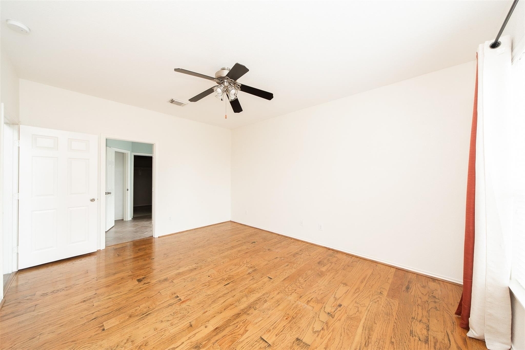 20306 Baytide Court - Photo 13