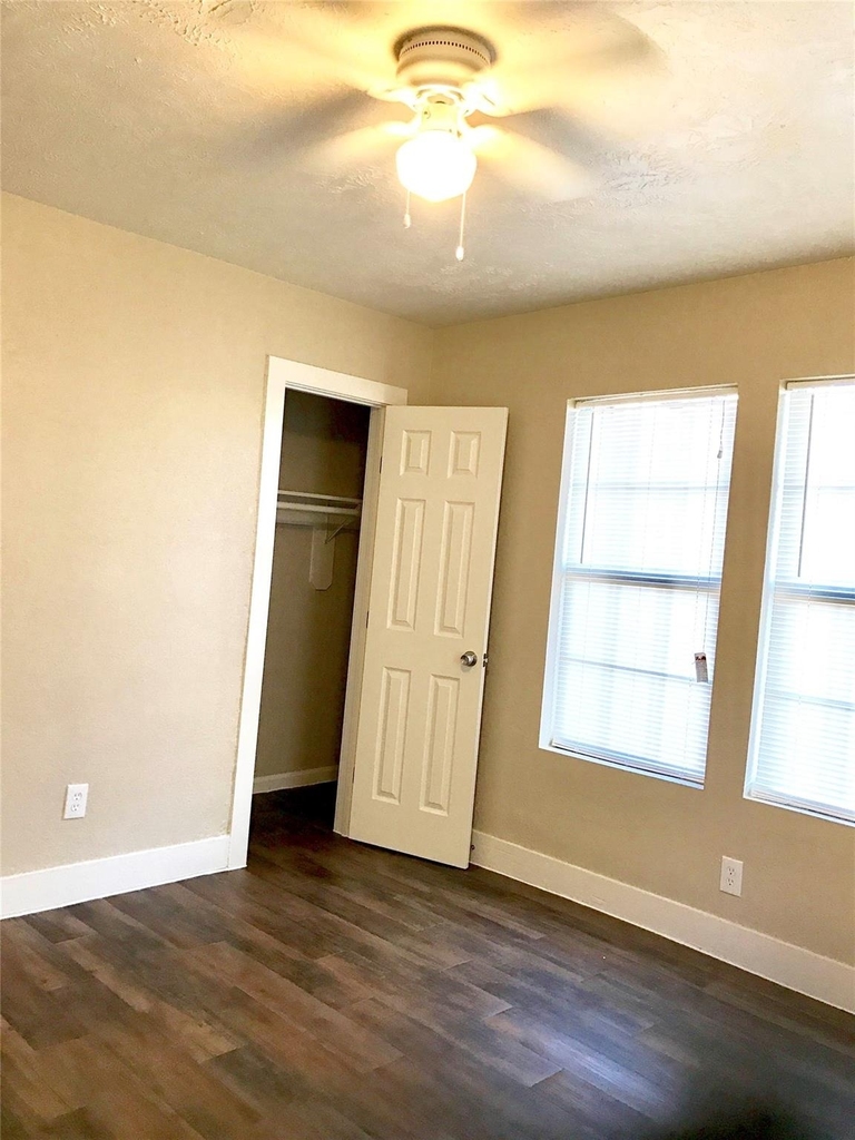 1704 Sam Wilson Street - Photo 5