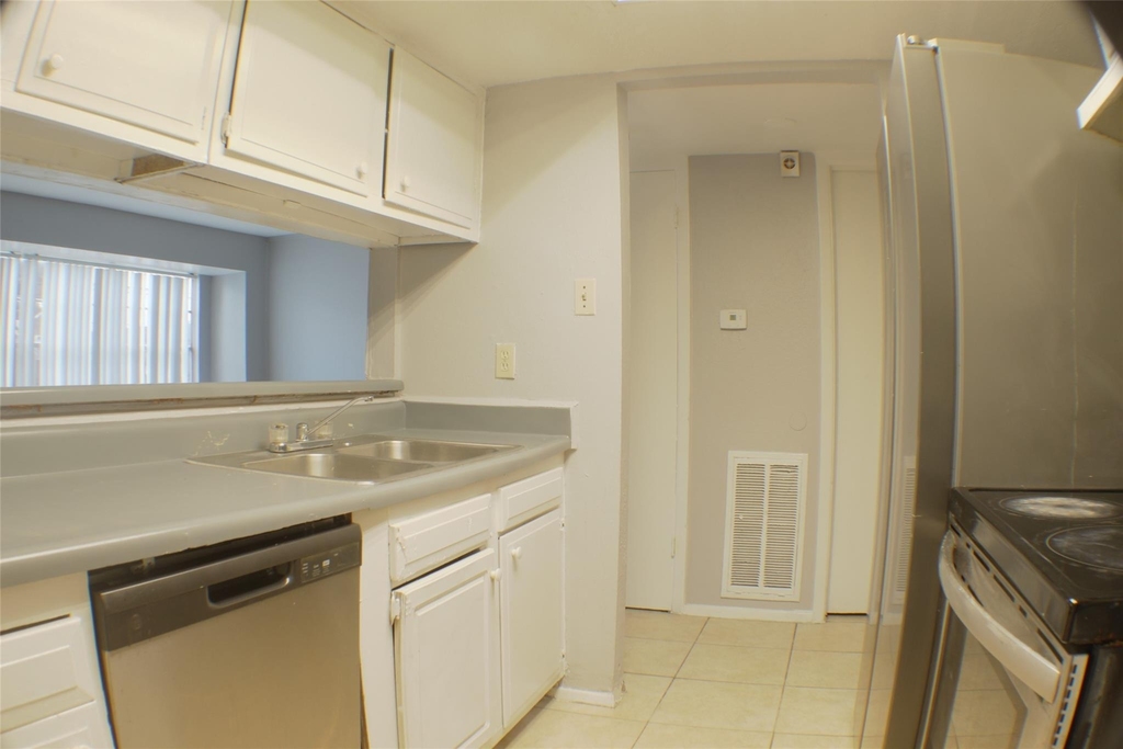 7273 Chasewood Drive - Photo 11