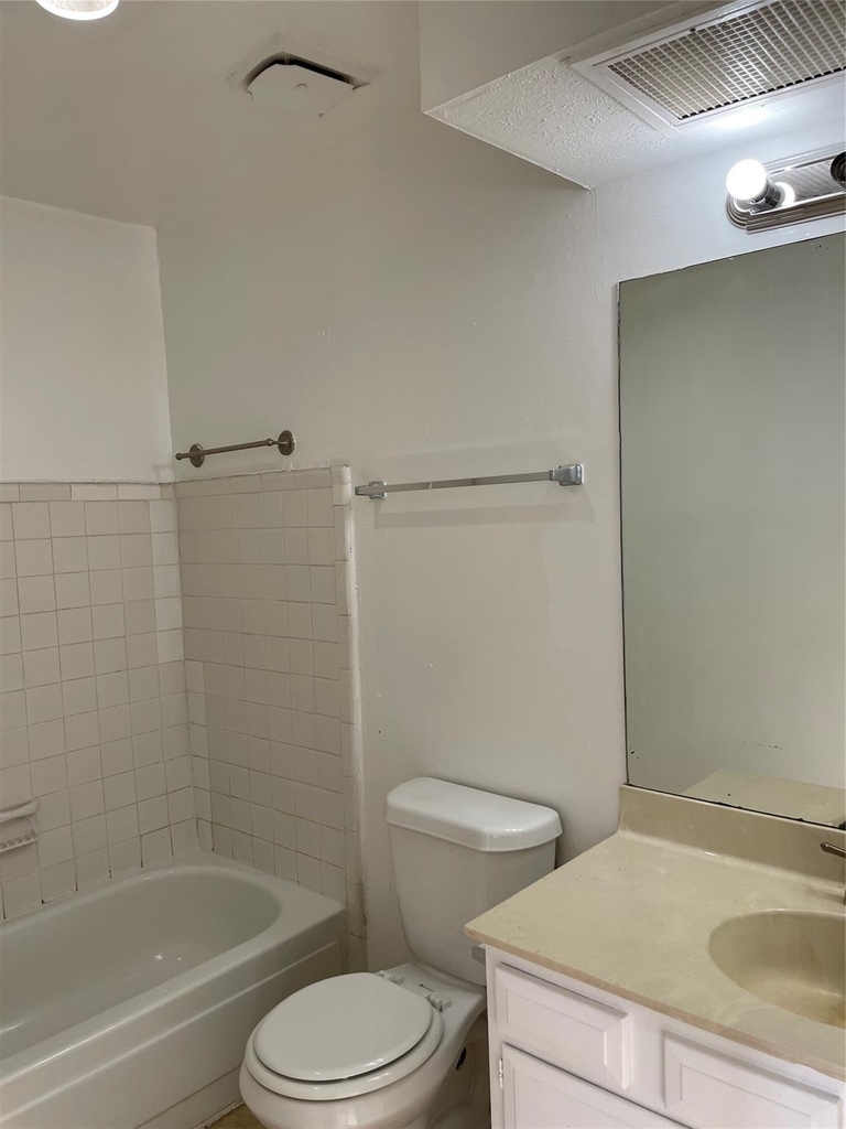 7273 Chasewood Drive - Photo 8
