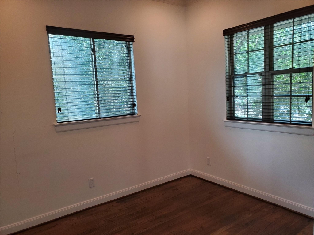 2 Hermann Park Court - Photo 23