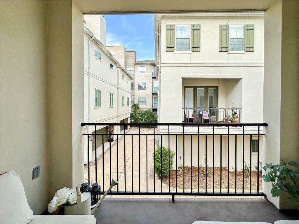 2 Hermann Park Court - Photo 10