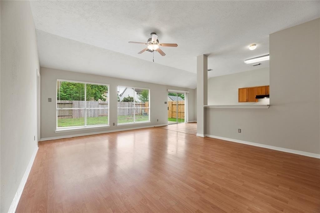 6422 Founding Drive - Photo 9