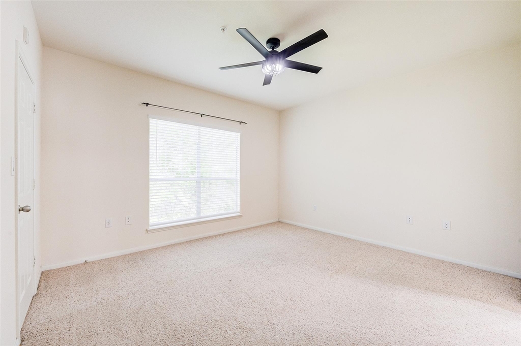 9200 Westheimer Road - Photo 14