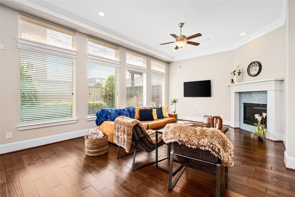 1407 Devonshire Manor Lane - Photo 11