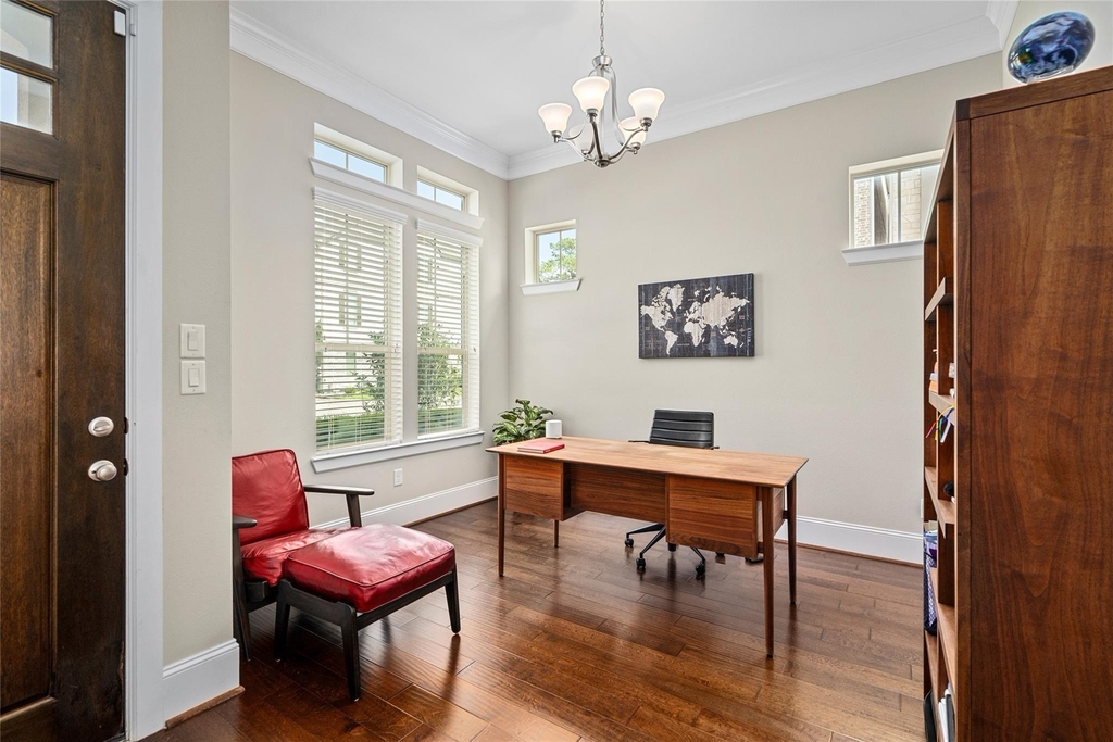 1407 Devonshire Manor Lane - Photo 2
