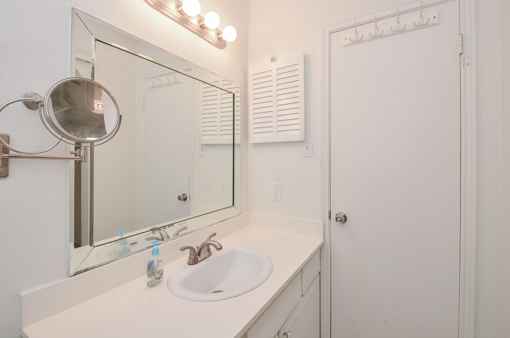 854 Wax Myrtle Lane - Photo 20