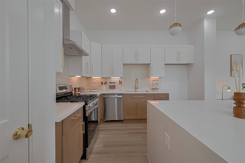 778 Mansfield St - Photo 6
