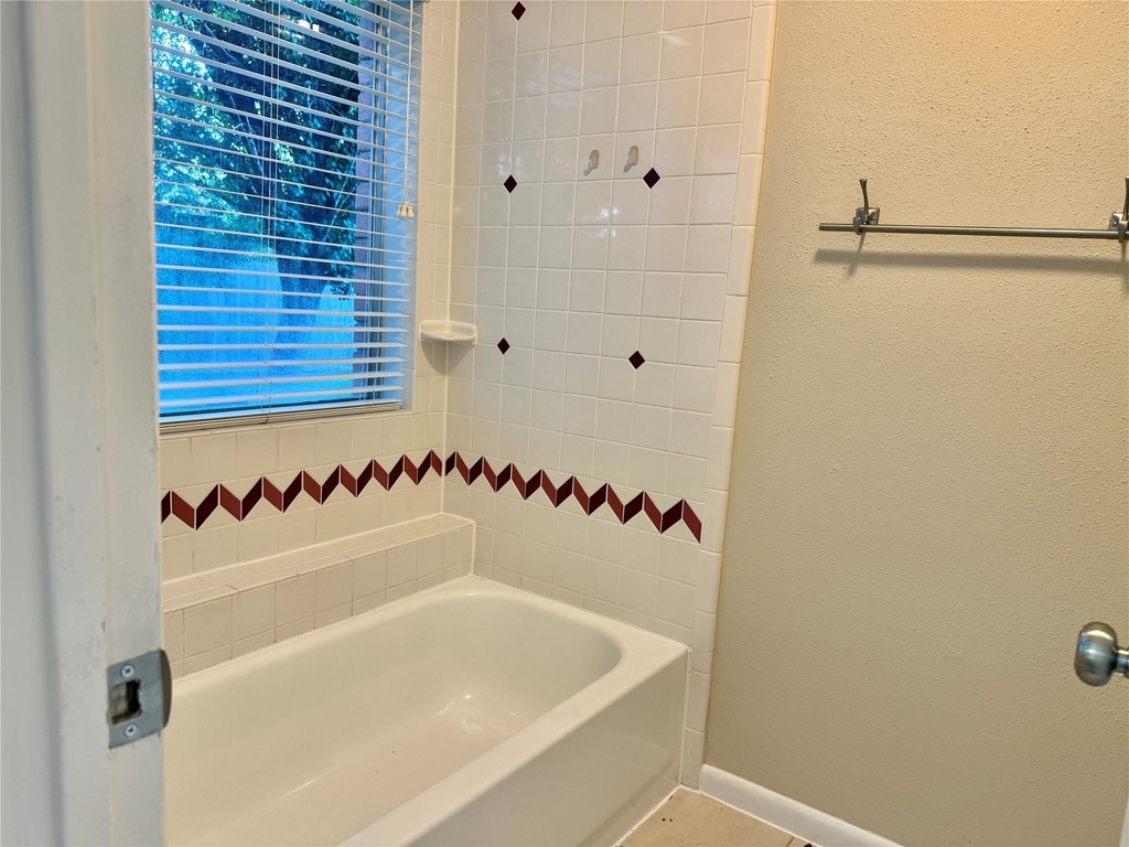 2923 Cottonfield Way - Photo 22