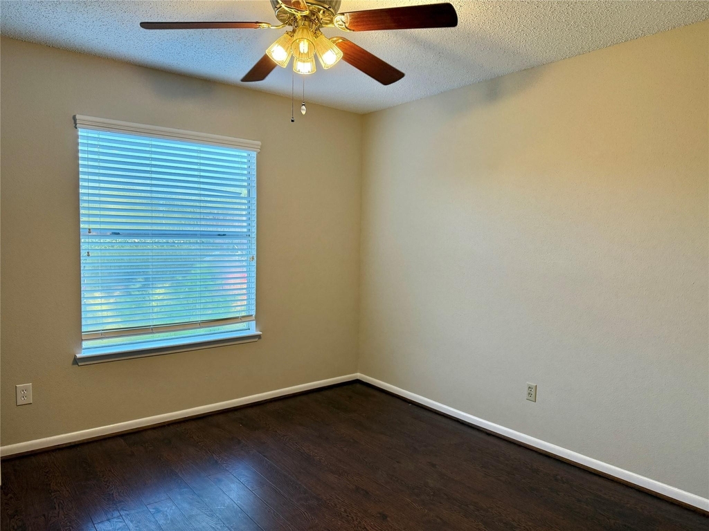 2923 Cottonfield Way - Photo 6