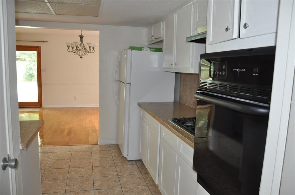 5519 Caversham Dr Drive - Photo 13