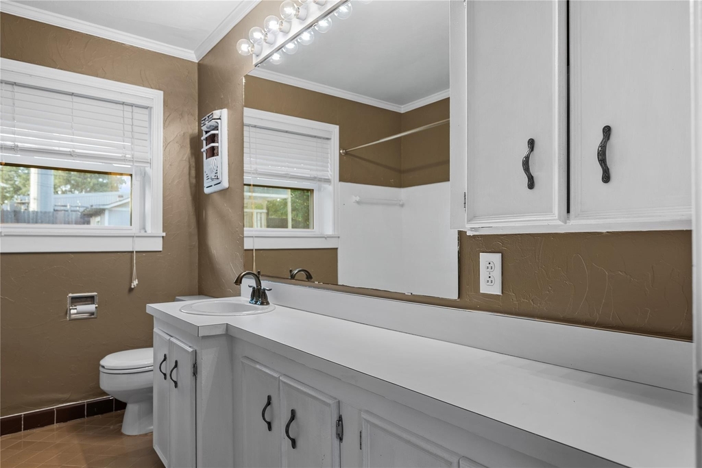 2210 Nina Lee Lane - Photo 9