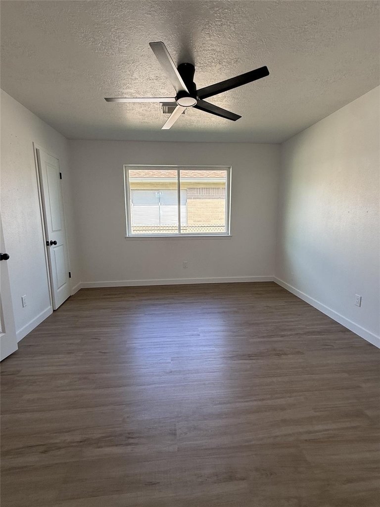 2726 Yale Street - Photo 2