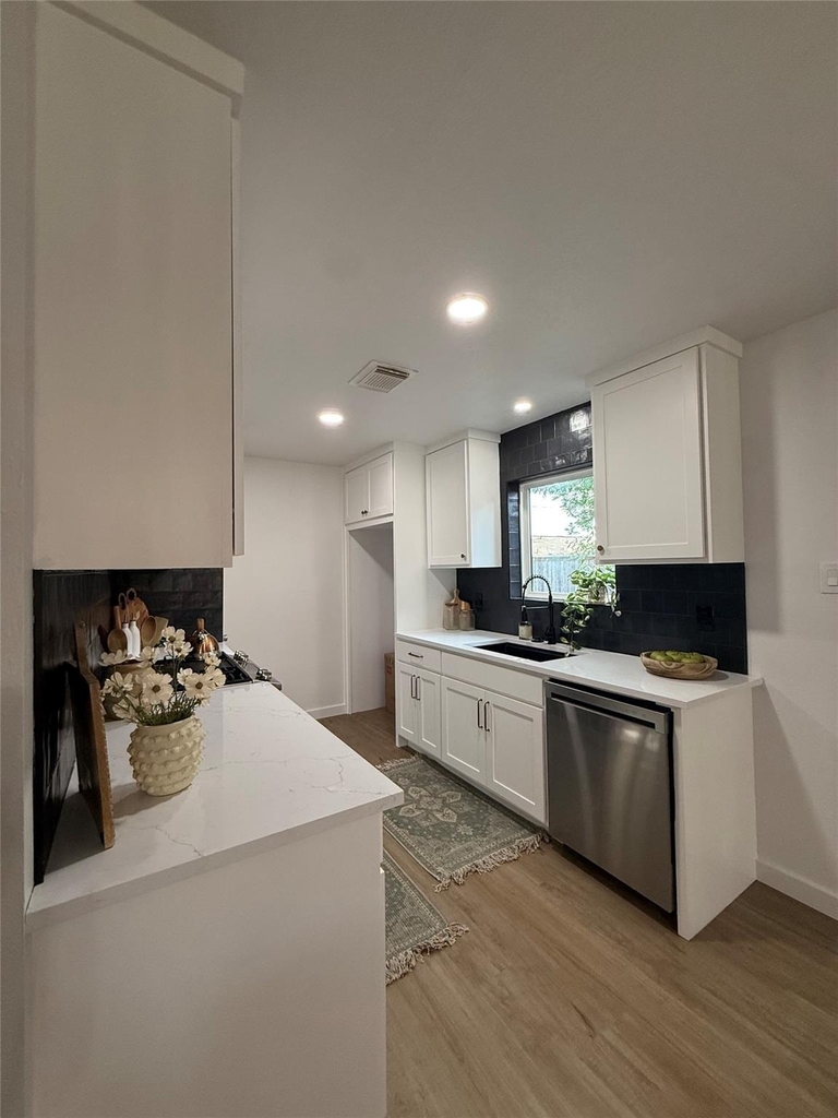 2726 Yale Street - Photo 4