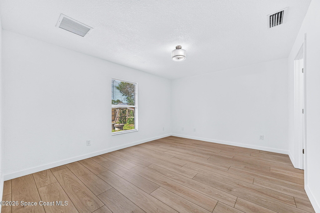 711 Avalon Street Se - Photo 20