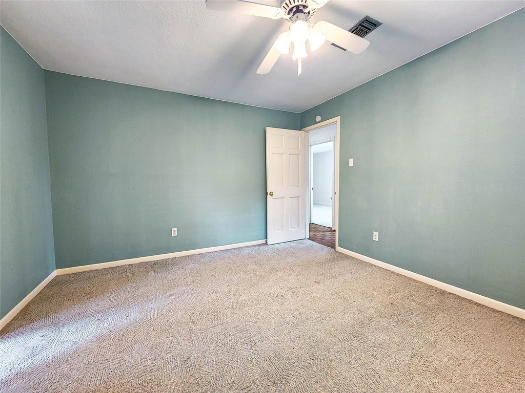 12 Kings Row - Photo 11