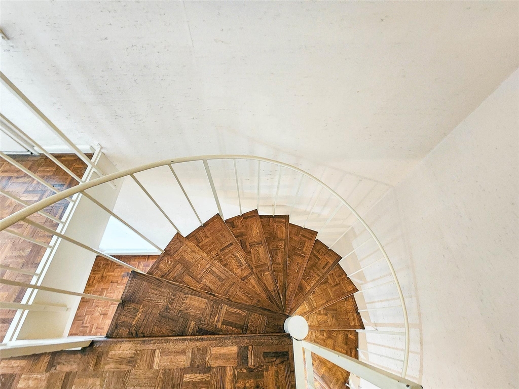 12 Kings Row - Photo 24
