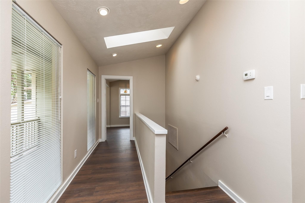 1611 Oakdale Street - Photo 28