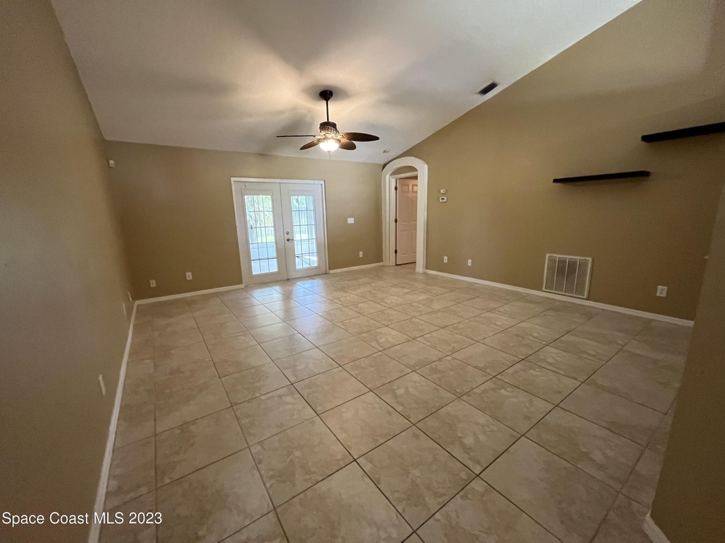 2452 Appalachian Drive - Photo 5