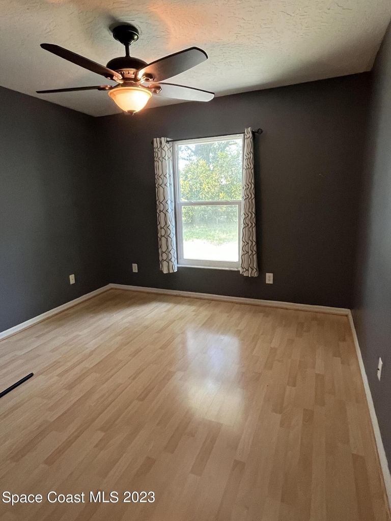2452 Appalachian Drive - Photo 13