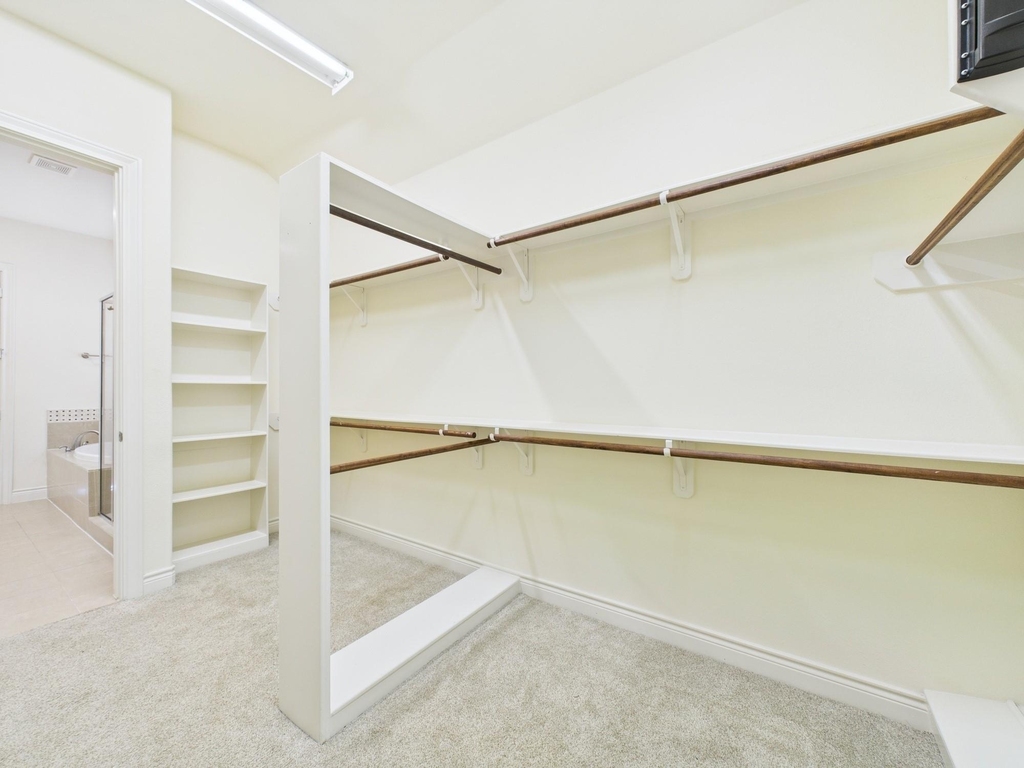 11025 Sherwood Grove - Photo 34