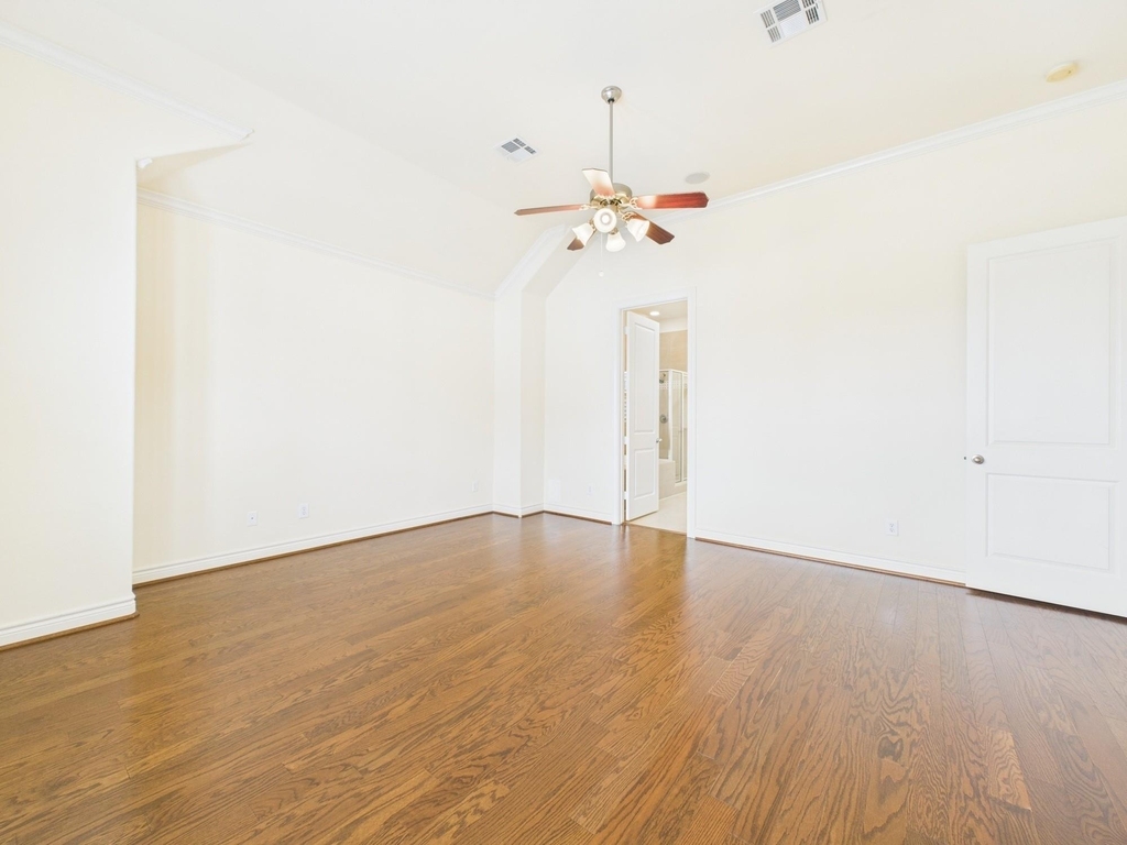 11025 Sherwood Grove - Photo 30