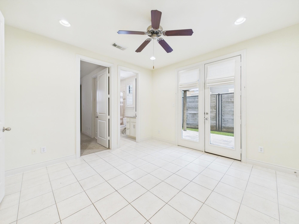 11025 Sherwood Grove - Photo 3