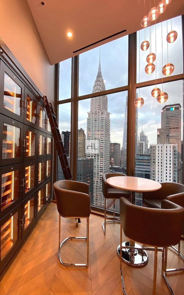 East 44th Street - Photo 6