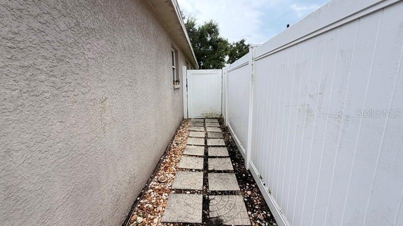 1120 Vinetree Drive - Photo 14