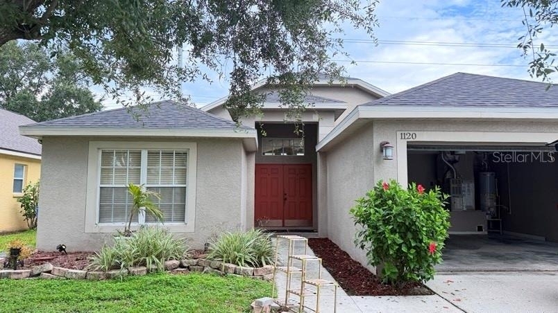 1120 Vinetree Drive - Photo 1