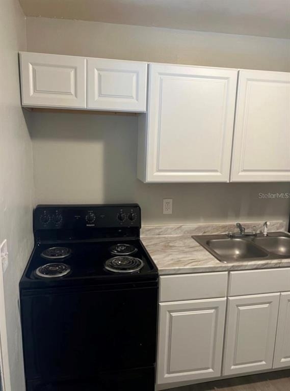 8123 N Alaska Street - Photo 2
