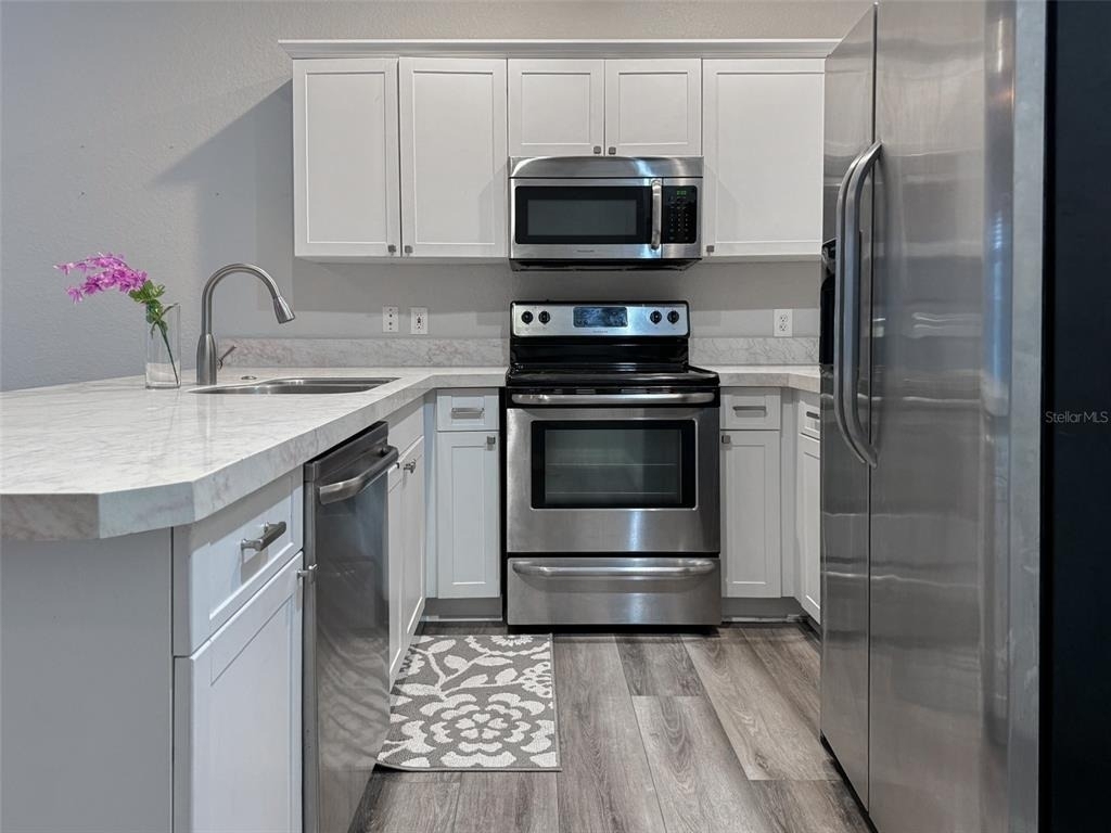 16305 Fairford Palms Court - Photo 9