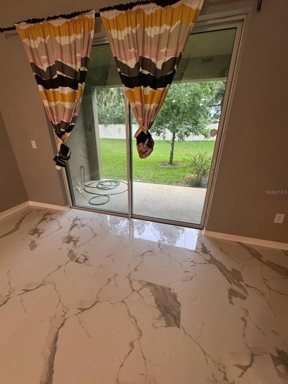 2121 Broadway View Avenue - Photo 3