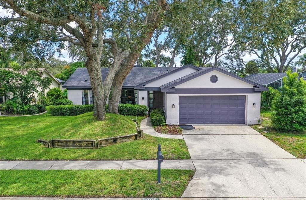 2906 Windridge Drive - Photo 0