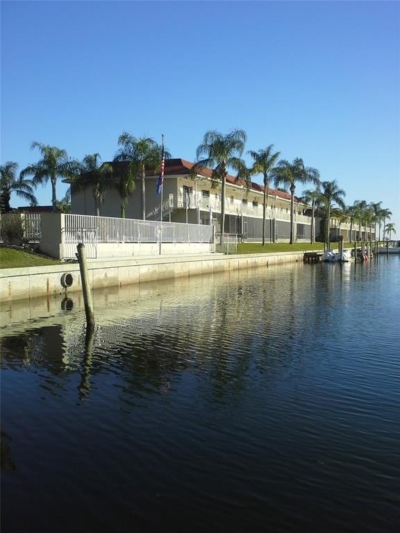 8801 Bay Pointe Drive - Photo 23