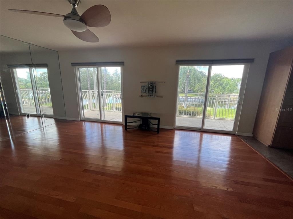 8801 Bay Pointe Drive - Photo 6