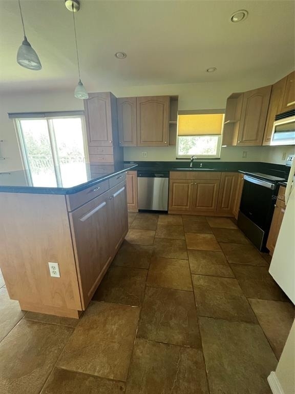 8801 Bay Pointe Drive - Photo 3