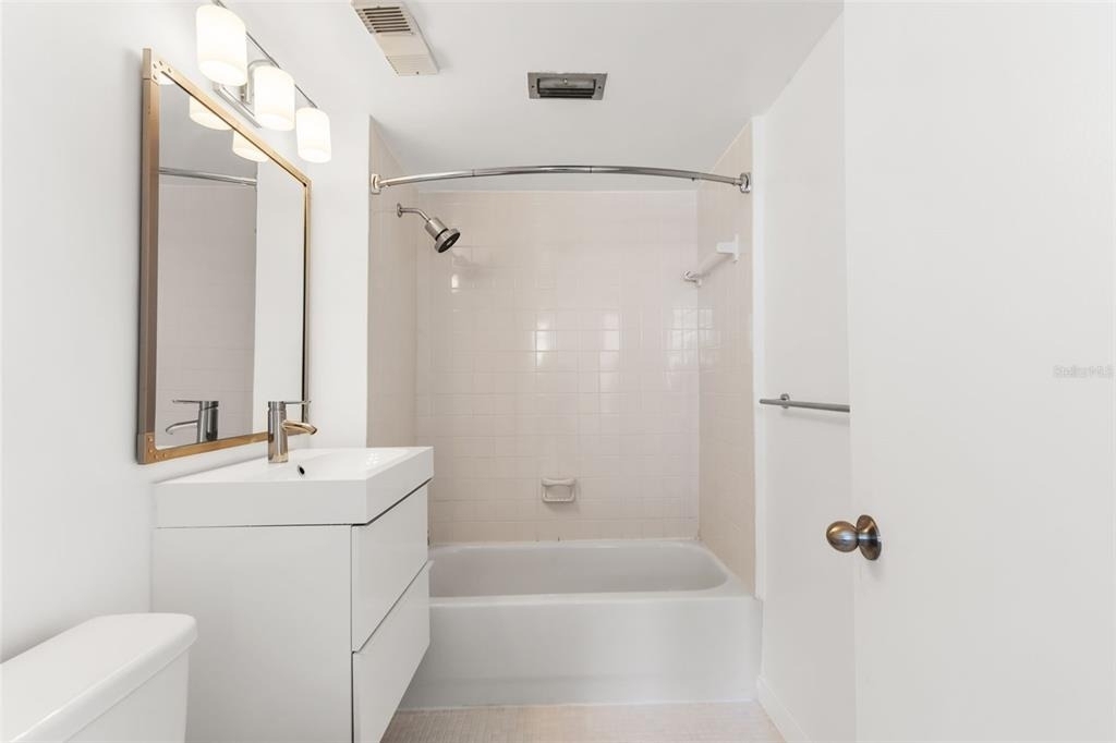 2109 Bayshore Boulevard - Photo 11