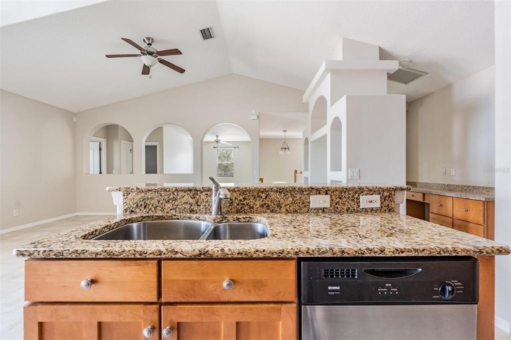 6008 Fishhawk Crossing Boulevard - Photo 14