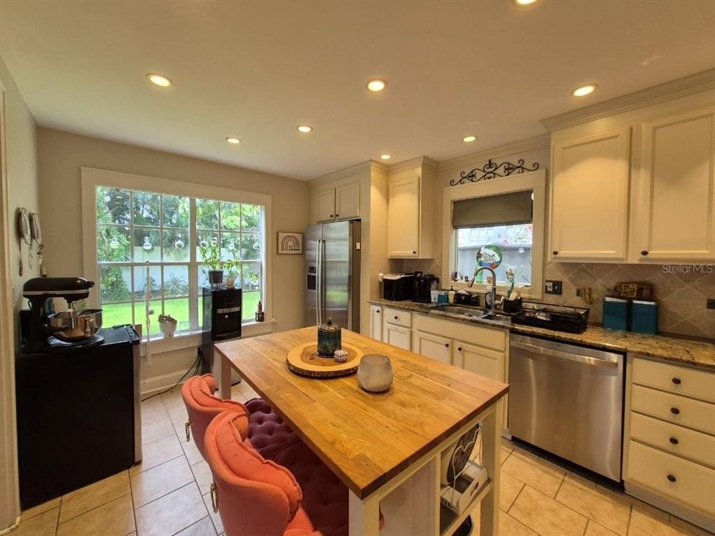 2910 W Sitios Street - Photo 16