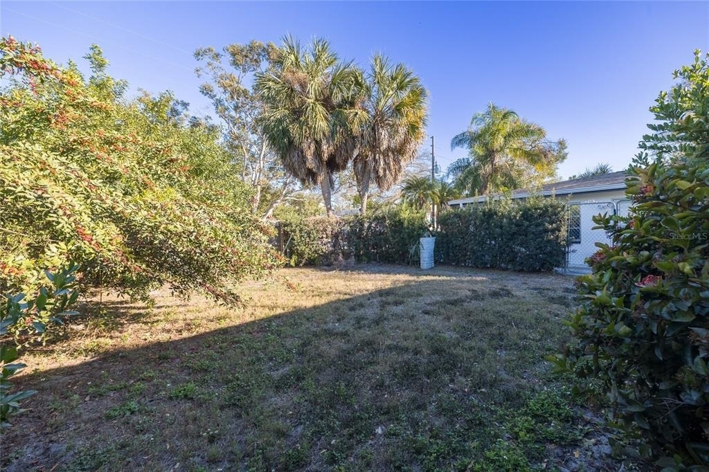 400 S Meteor Avenue - Photo 14