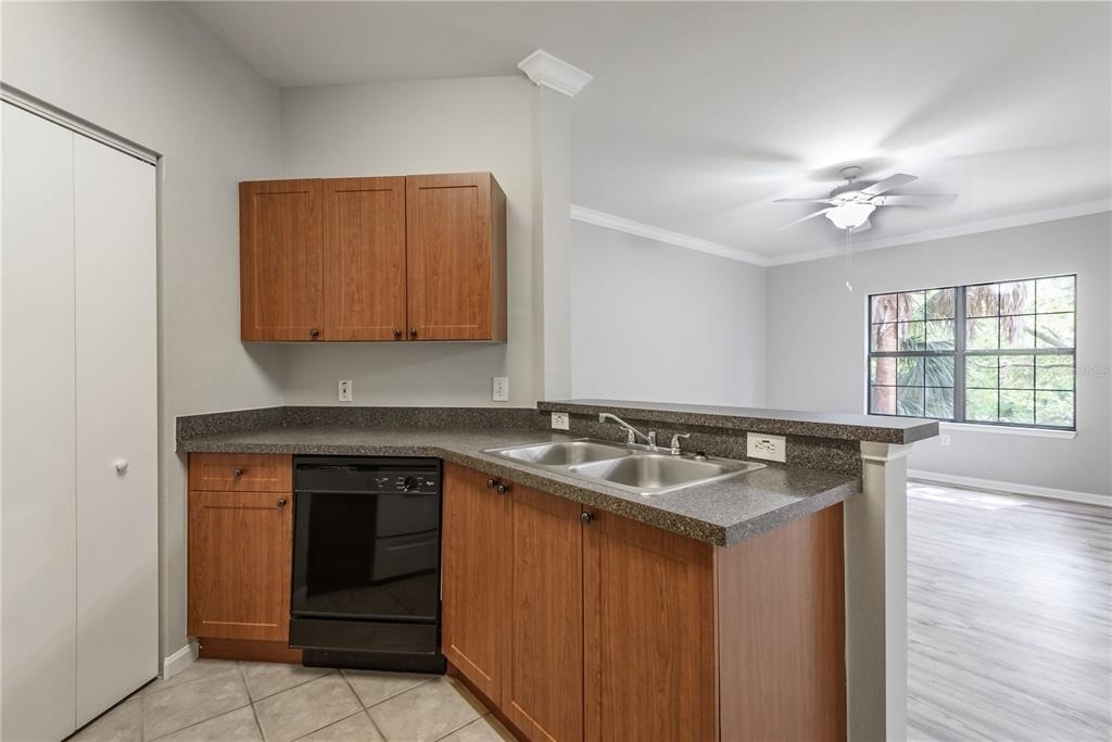2262 Chianti Place - Photo 11