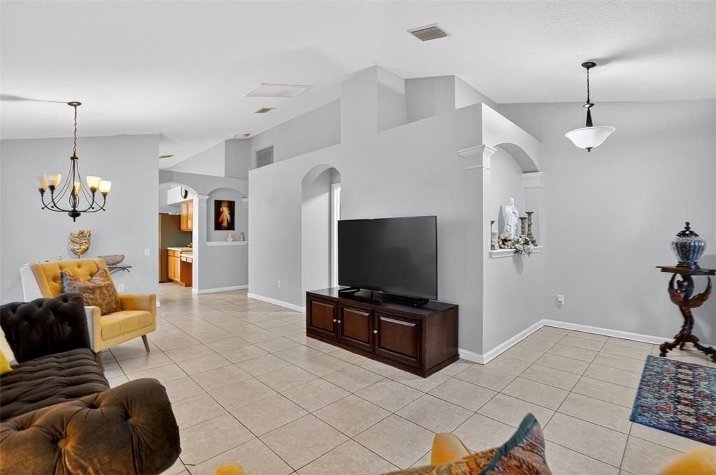 11519 Misty Isle Lane - Photo 2