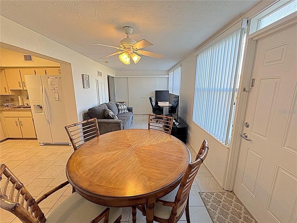 2001 World Parkway Boulevard - Photo 10