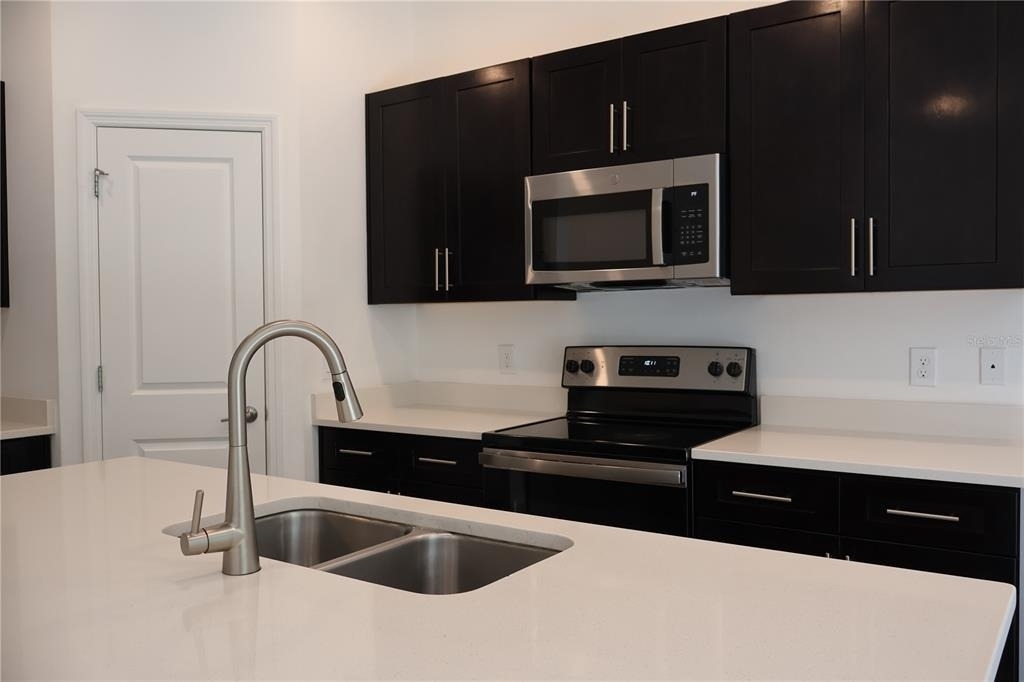 3635 Davenport Creek Court - Photo 8