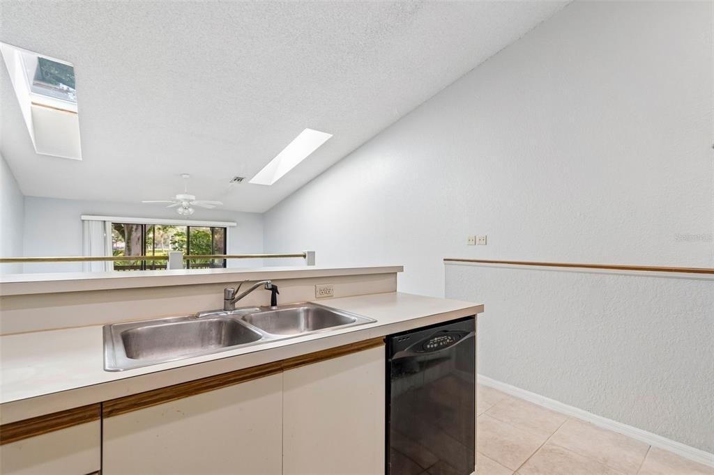 6437 93rd Terrace N - Photo 22