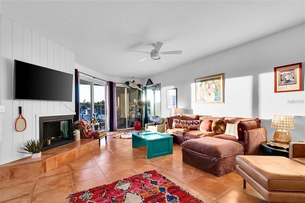 910 Pinellas Bayway S - Photo 7