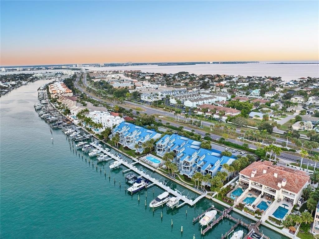 910 Pinellas Bayway S - Photo 22