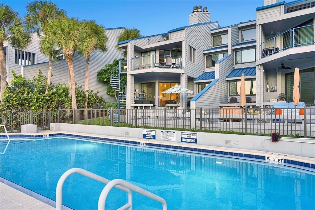 910 Pinellas Bayway S - Photo 17